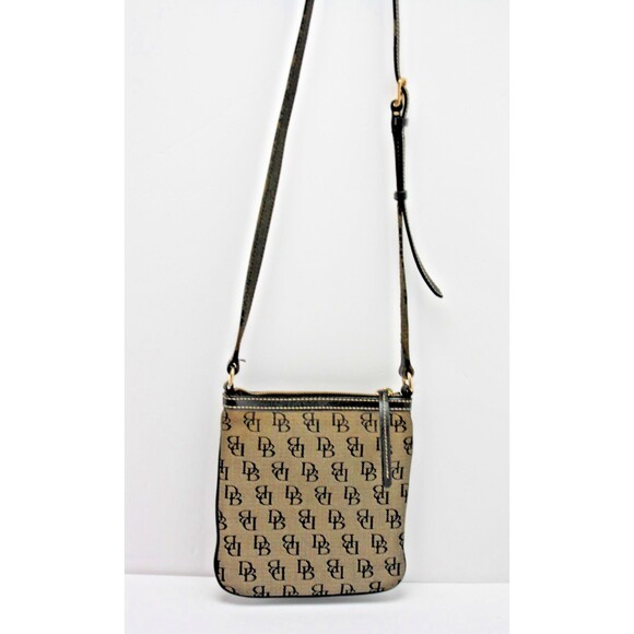 Dooney & Bourke Handbag Purse Signature Logo Crossbody Shoulder Bag - Picture 2 of 8